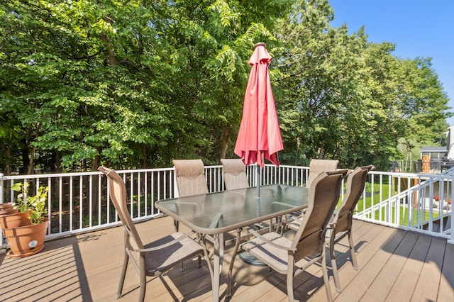 2740 Simons Dr, Chaska, MN 55318 - wooden terrace with outdoor dining area