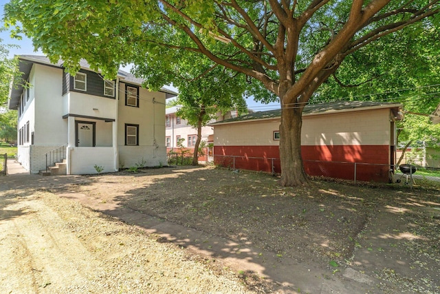 987 Dayton Ave, Saint Paul, MN 55104 - view of yard