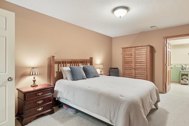 1561 Creek Run Trl, Chanhassen, MN 55331 - bedroom with carpet and a textured ceiling