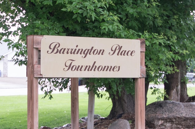 544 Auburn Pl NW Unit H, Elk River, MN 55330 - community sign with a yard