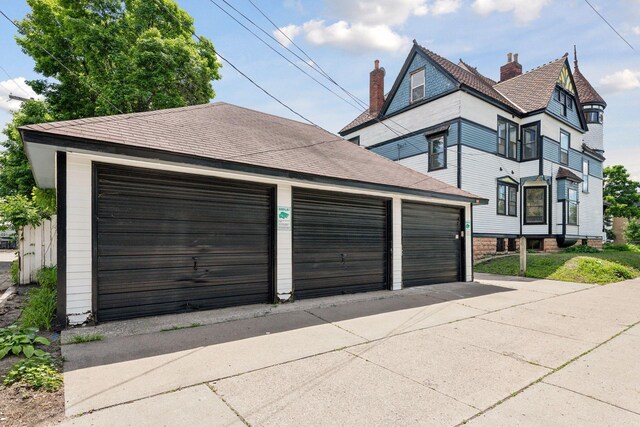 1601 Park Ave, Minneapolis, MN 55404 - view of detached garage