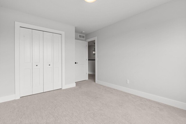 17660 Jett Cir, Prior Lake, MN 55372 - unfurnished bedroom featuring carpet floors and a closet
