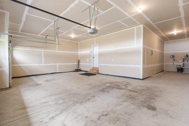 17660 Jett Cir, Prior Lake, MN 55372 - garage featuring a garage door opener