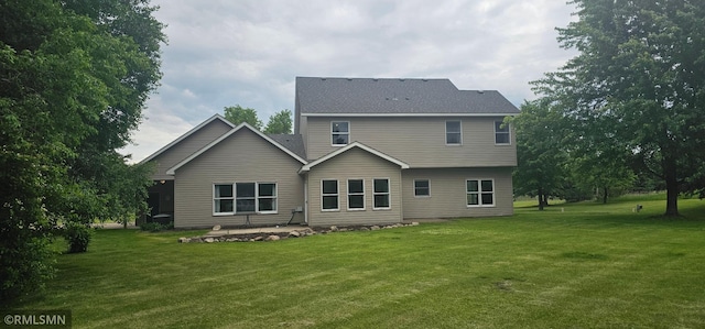 1470 Sims Rd NW, Oak Grove, MN 55011 - rear view of house with a yard