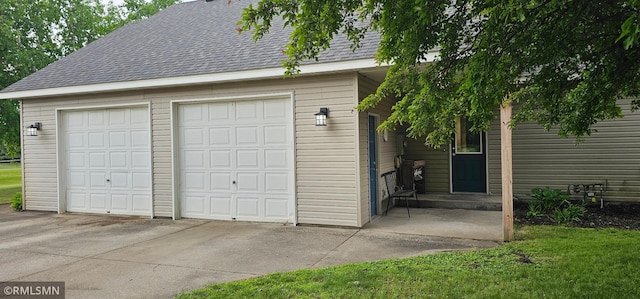 1470 Sims Rd NW, Oak Grove, MN 55011 - view of garage