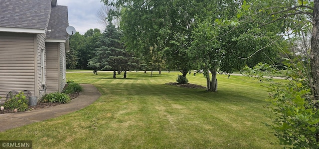1470 Sims Rd NW, Oak Grove, MN 55011 - view of green lawn