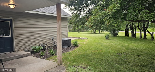 1470 Sims Rd NW, Oak Grove, MN 55011 - view of grassy yard