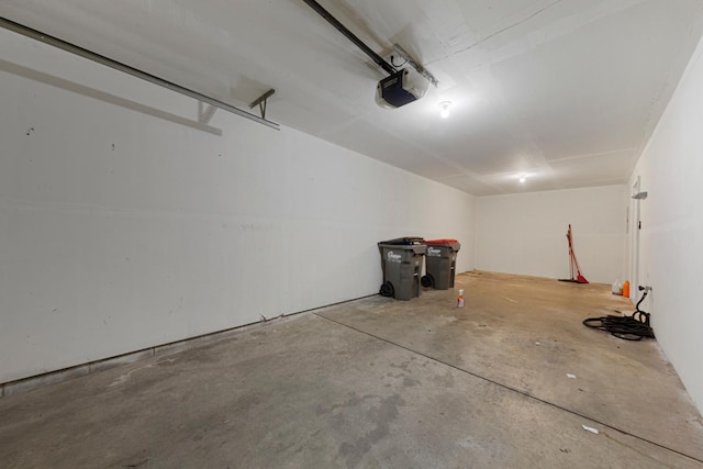 345 Roosevelt St S Unit C, Cambridge, MN 55008 - garage with a garage door opener