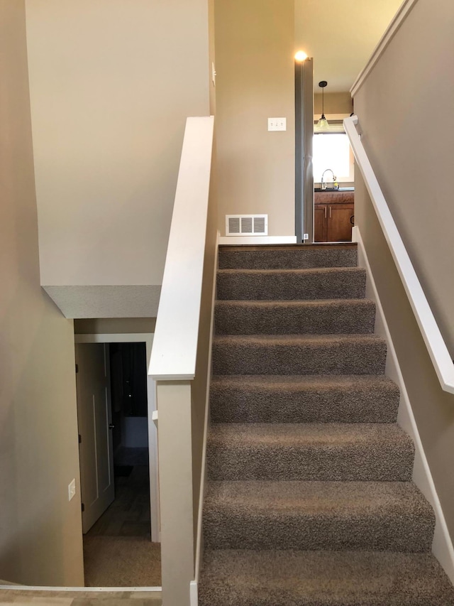 1009 188th St, Garfield Twp, WI 54009 - stairway with carpet