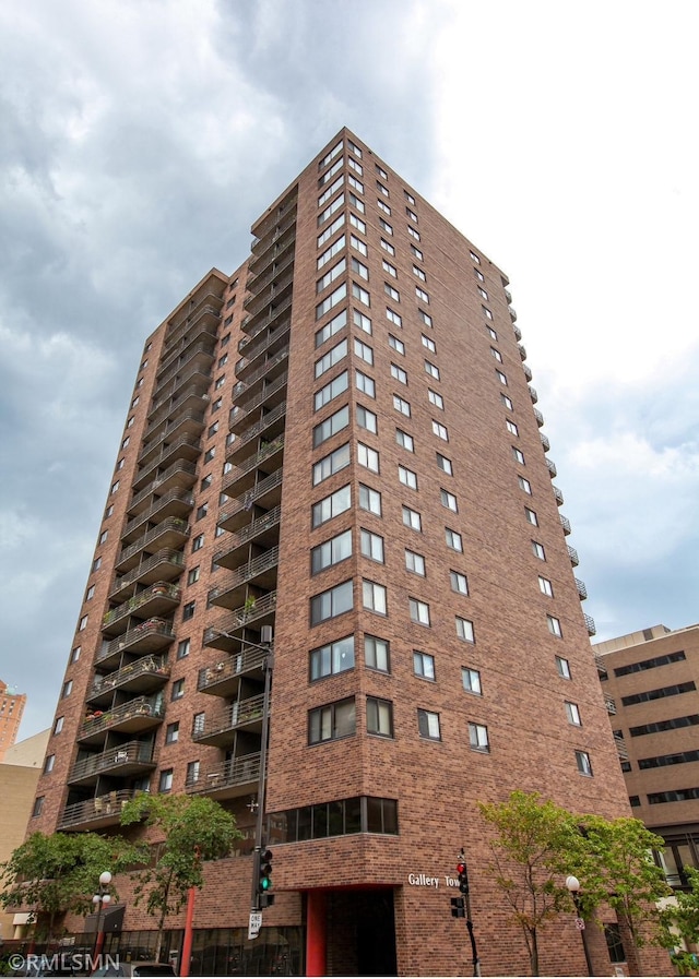 26 10th St W Unit 1409, Saint Paul, MN 55102 - view of apartment building / complex