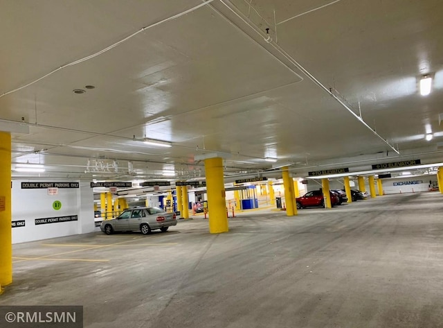 26 10th St W Unit 1409, Saint Paul, MN 55102 - view of parking deck