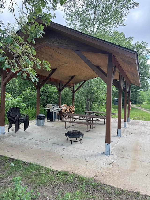 23974 185th St NW, Orrock Twp, MN 55309 - view of home's community featuring a gazebo and a fire pit