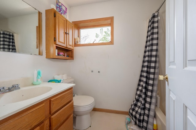 11 1st St, Nashwauk, MN 55769 - full bath featuring vanity and shower / bathtub combination with curtain