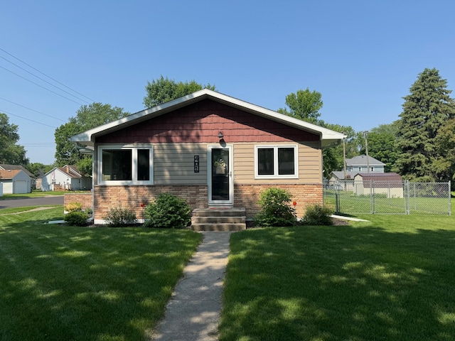 401 5th St NE, Barnesville, MN 56514 - bungalow featuring brick siding