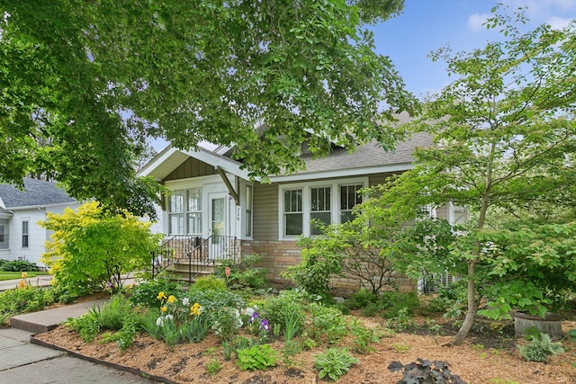 228 Sidney St W, Saint Paul, MN 55107 - view of front of house with roof with shingles