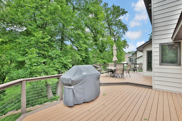 6033 Sargent Ct N, Lino Lakes, MN 55110 - deck with outdoor dining area and grilling area