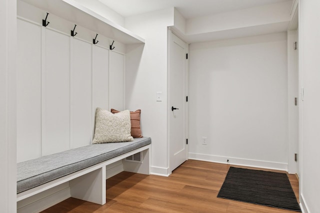 3930 Cottage Ln, Minnetonka, MN 55305 - mudroom featuring light wood finished floors and baseboards
