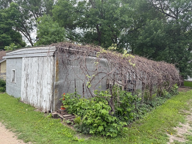 306 1st St, Belview, MN 56214 - view of outdoor structure
