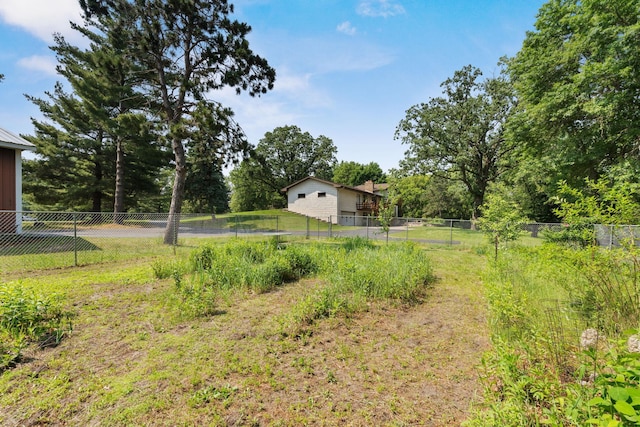 17855 Round Lake Blvd NW, Andover, MN 55304 - view of yard