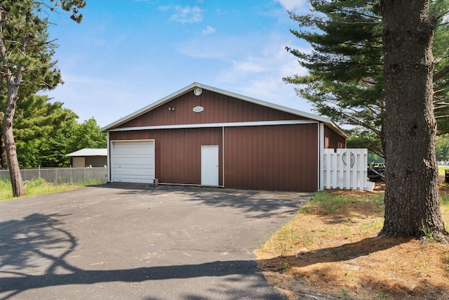 17855 Round Lake Blvd NW, Andover, MN 55304 - detached garage featuring driveway