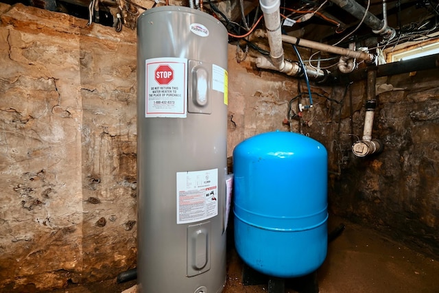 29827 Elfmanns Dr, Wilson Twp, MN 55987 - utilities with water heater