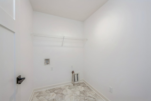 1712 Tyrone Dr, Shakopee, MN 55379 - washroom featuring washer hookup, baseboards, and hookup for an electric dryer