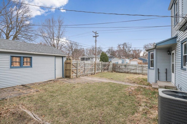 3500 Abbott Ave N, Robbinsdale, MN 55422 - fenced backyard featuring a residential view