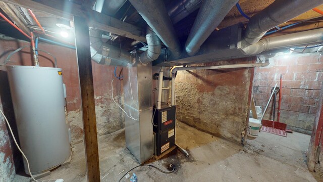 112 2nd St, Kiester, MN 56051 - unfinished below grade area with water heater and heating unit
