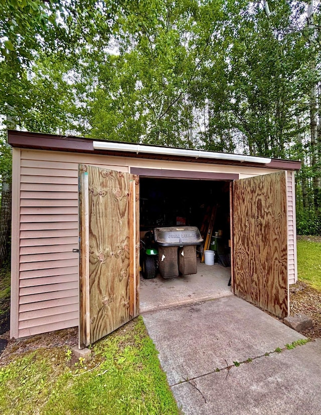 4488 Konieska Rd, Moose Lake, MN 55767 - view of garage