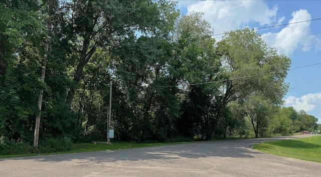 1XXNHICKORYST Linden St, Royalton, MN 56373