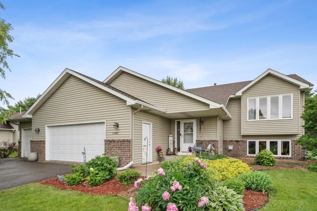 21089 Ibis Ave, Lakeville, MN 55044 - photo 2