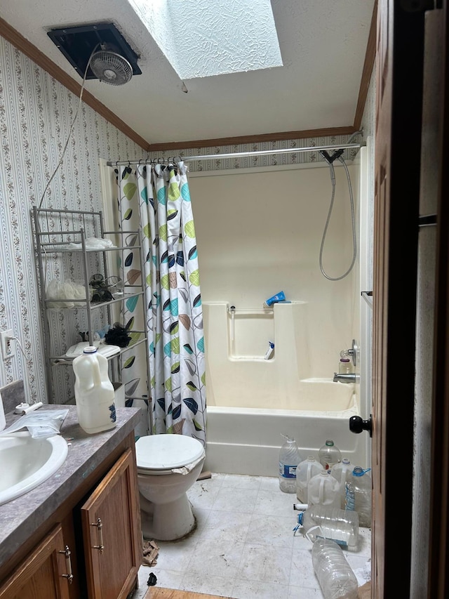 12183 120th St, Milo Twp, MN 56353 - full bathroom featuring toilet, vanity, shower / bathtub combination with curtain, wallpapered walls, and ornamental molding