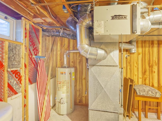 638 Shady Creek Cir, Winsted, MN 55395 - utility room with water heater and heating unit