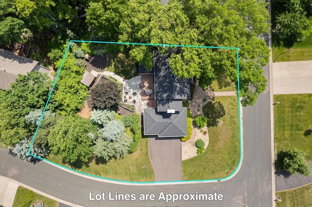 13870 Daphne Ln, Rosemount, MN 55068 - aerial view of property and surrounding area featuring property parcel outlined