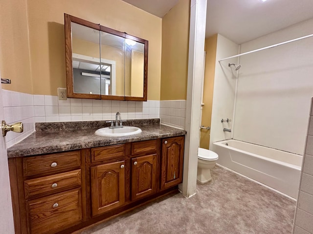 506 Marshall St, Marshall, MN 56258 - full bathroom with toilet, vanity, and shower / tub combination