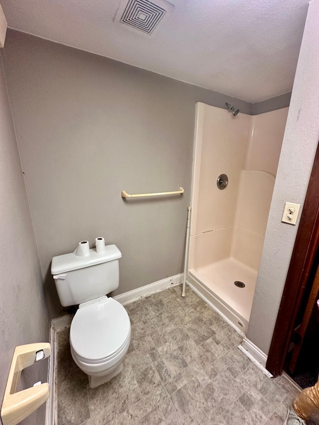 506 Marshall St, Marshall, MN 56258 - full bathroom with a shower and toilet