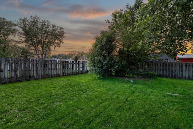 2101 6th Ave NE, Austin, MN 55912 - view of yard at dusk