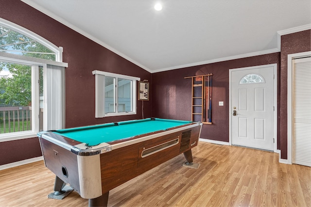 2101 6th Ave NE, Austin, MN 55912 - rec room featuring pool table, light wood-type flooring, crown molding, vaulted ceiling, and baseboards