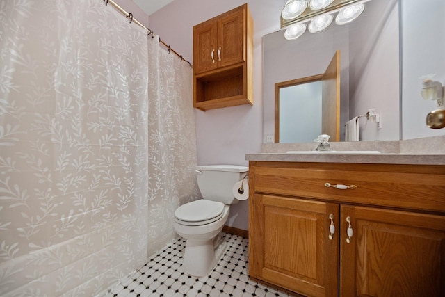 21233 Pierce St NE, East Bethel, MN 55011 - full bath featuring vanity and a shower with shower curtain
