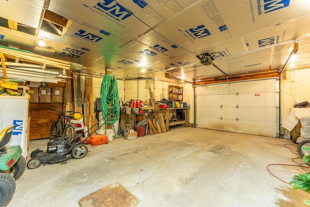3382 Breezy Point Rd, Greenwood Twp, MN 55790 - view of garage