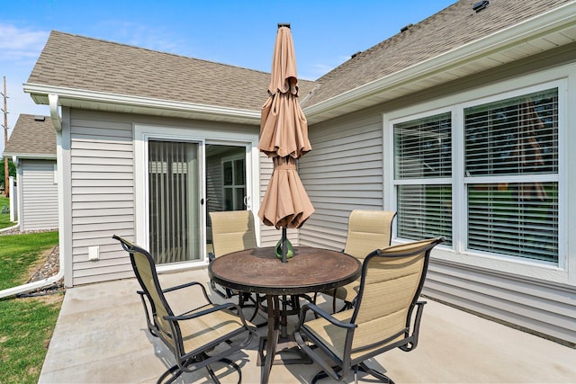 11164 184th Cir NW, Elk River, MN 55330 - view of patio with outdoor dining area