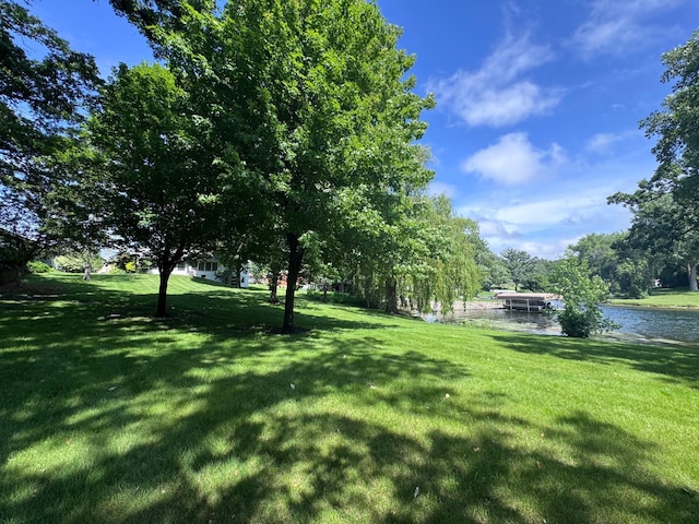 2814 Lakeview Dr, Fergus Falls, MN 56537 - view of grassy yard with a water view