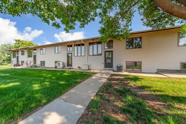 635 5th St, Windom, MN 56101 - view of building exterior