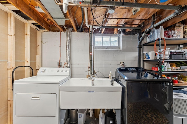 5605 Logan Ave S, Minneapolis, MN 55419 - laundry area with independent washer and dryer