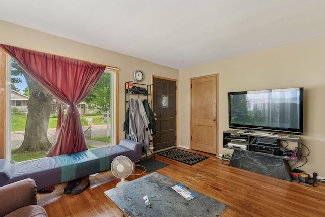 3810 Regent Ave N, Robbinsdale, MN 55422 - living area featuring wood finished floors and baseboards
