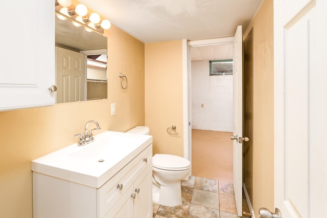 1229 Arrowhead Rd, Duluth, MN 55811 - full bathroom featuring vanity and toilet