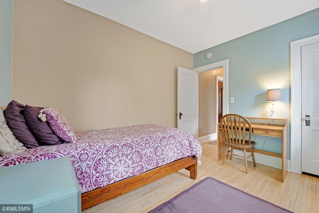 5116 28th Ave S, Minneapolis, MN 55417 - bedroom with wood finished floors and baseboards