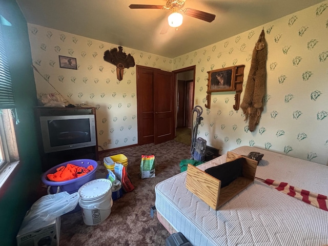 609 11th St N, Benson, MN 56215 - carpeted bedroom featuring wallpapered walls and ceiling fan