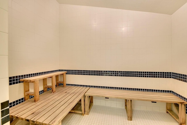 8301 Creekside Cir Unit 570, Bloomington, MN 55437 - sauna featuring tile patterned flooring