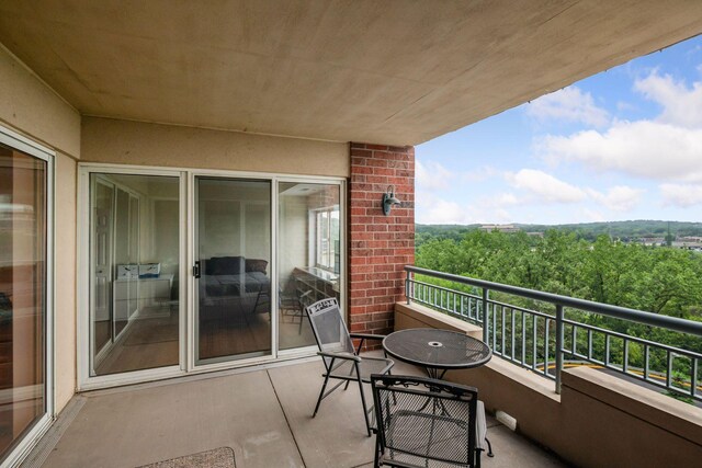 8301 Creekside Cir Unit 570, Bloomington, MN 55437 - photo 32